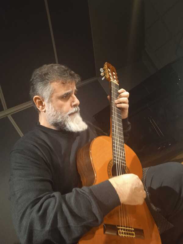 Yiorgos Magoulas (Γιώργος Μαγουλάς